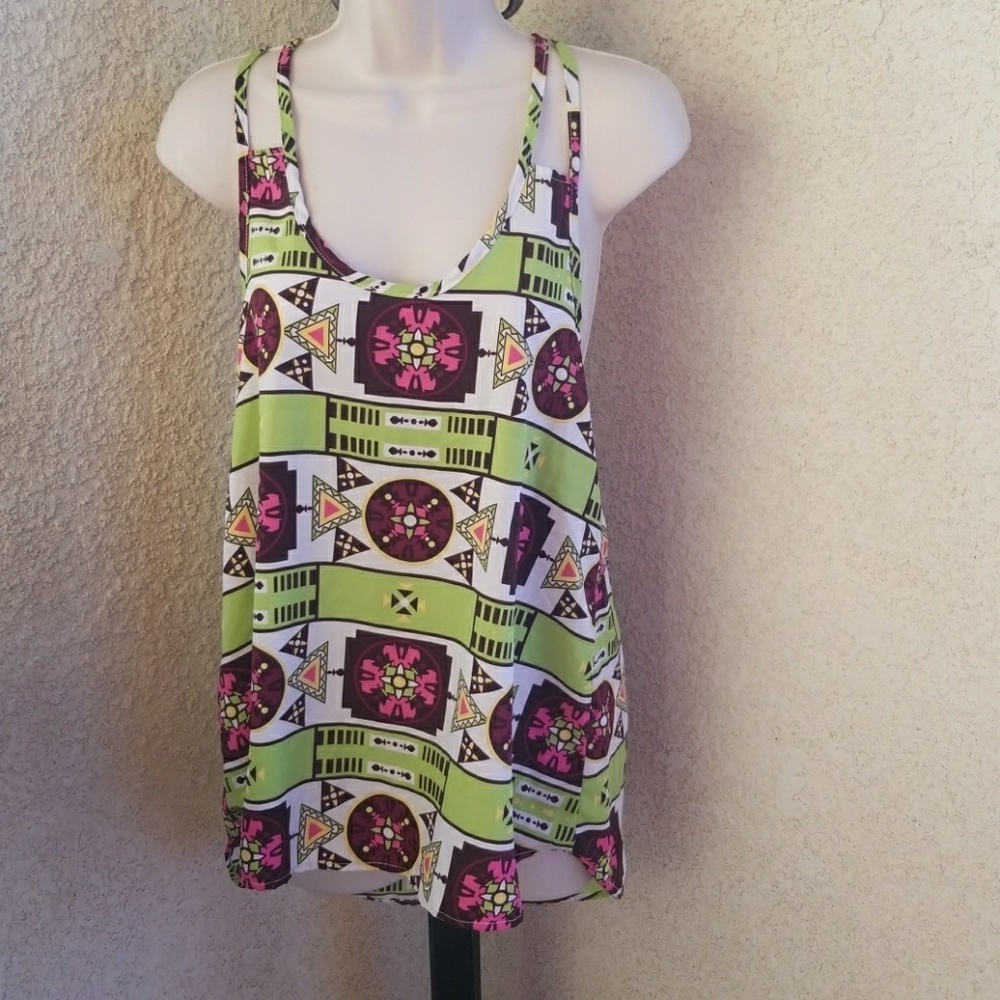 Honey Punch like new razor back scrappy flowy tank